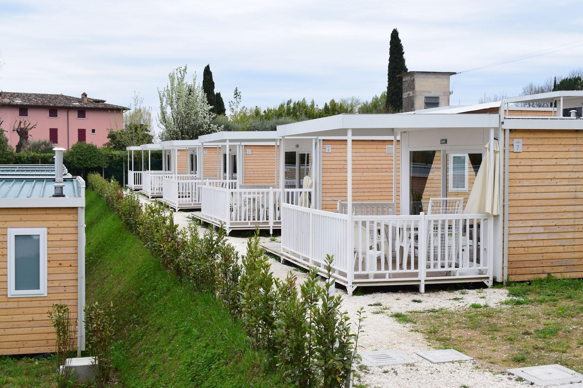 Club Del Sole Desenzano Boutique Aparthotel 4*