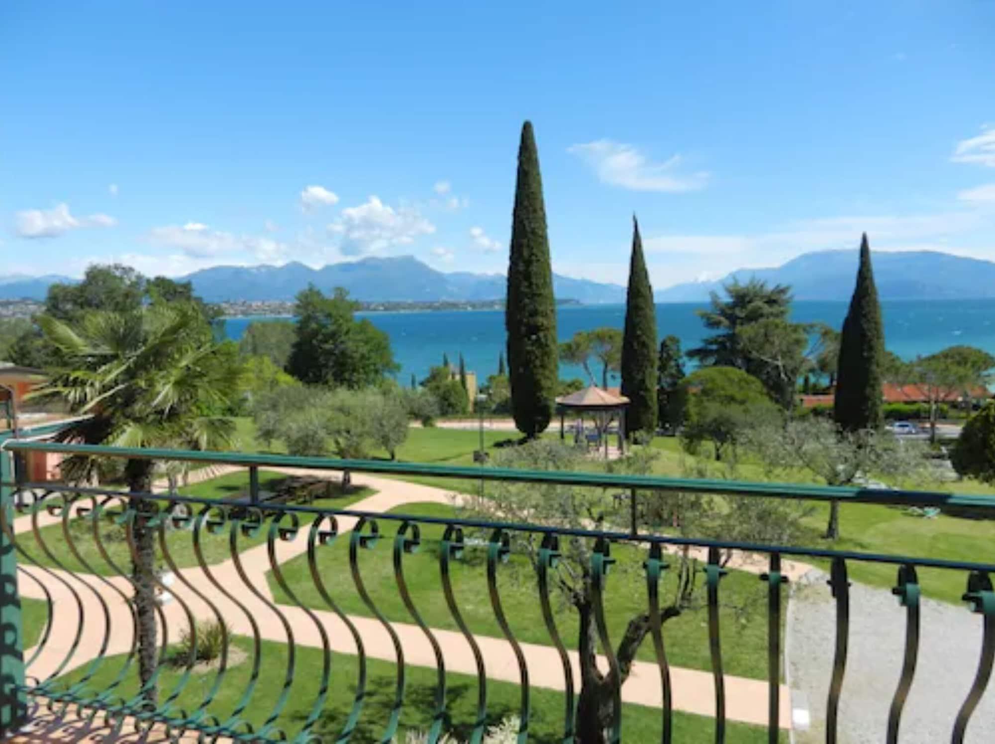 Desenzano Village Aparthotel Desenzano del Garda